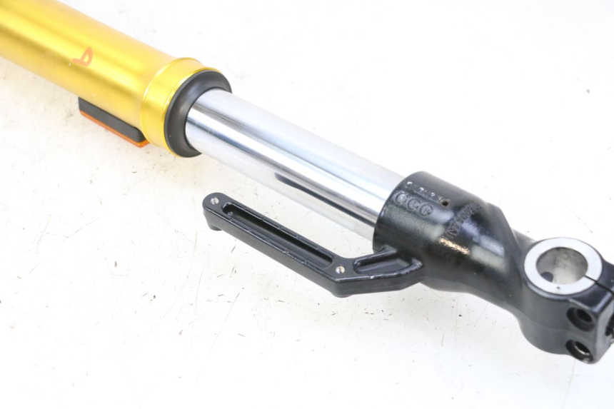 photo de FOURREAU FOURCHE DROIT BMW G310 R 310 (2016 - 2020) - Vue d’ensemble