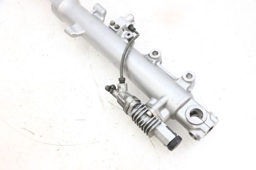 photo de FOURREAU FOURCHE DROIT KAWASAKI GPZ RX 1000 (1986 - 1988) - Zoom état d’usage