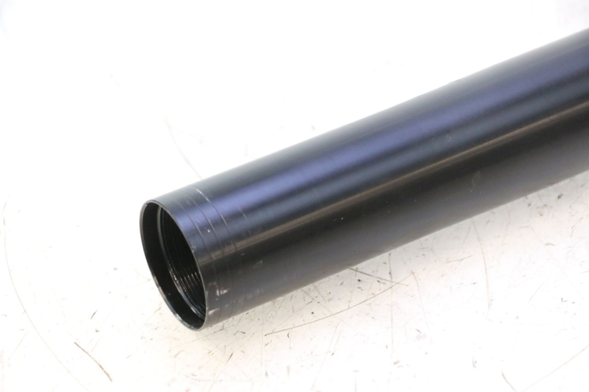 photo de FOURREAU FOURCHE DROIT YAMAHA YZF R6 600 (2008 - 2009) - Autre angle de vue