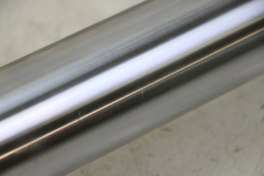 photo de FOURREAU FOURCHE DROIT YAMAHA YZF YZ-F 450 (2014 - 2016) - Zoom état d’usage