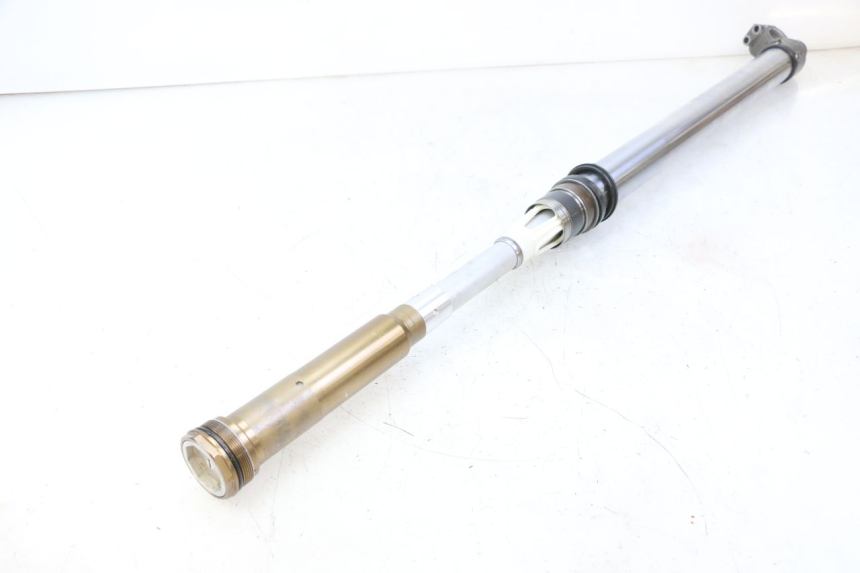 photo de FOURREAU FOURCHE DROIT YAMAHA YZF YZ-F 450 (2014 - 2016) - Autre angle de vue