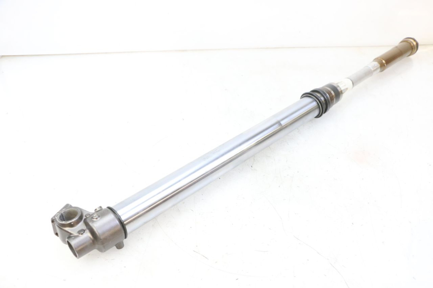 photo de FOURREAU FOURCHE DROIT YAMAHA YZF YZ-F 450 (2014 - 2016) - Vue d’ensemble