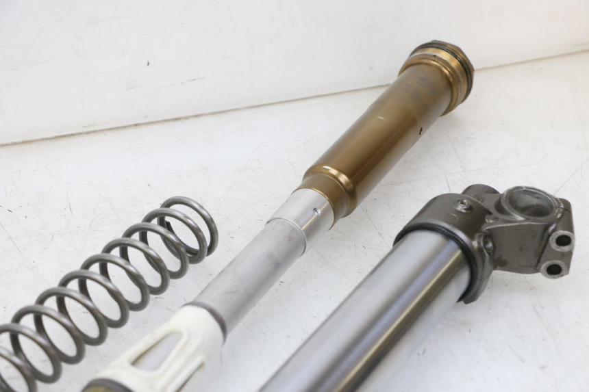photo de FOURREAU FOURCHE DROIT YAMAHA YZF YZ-F 450 (2014 - 2016) - Pièce contrôlée
