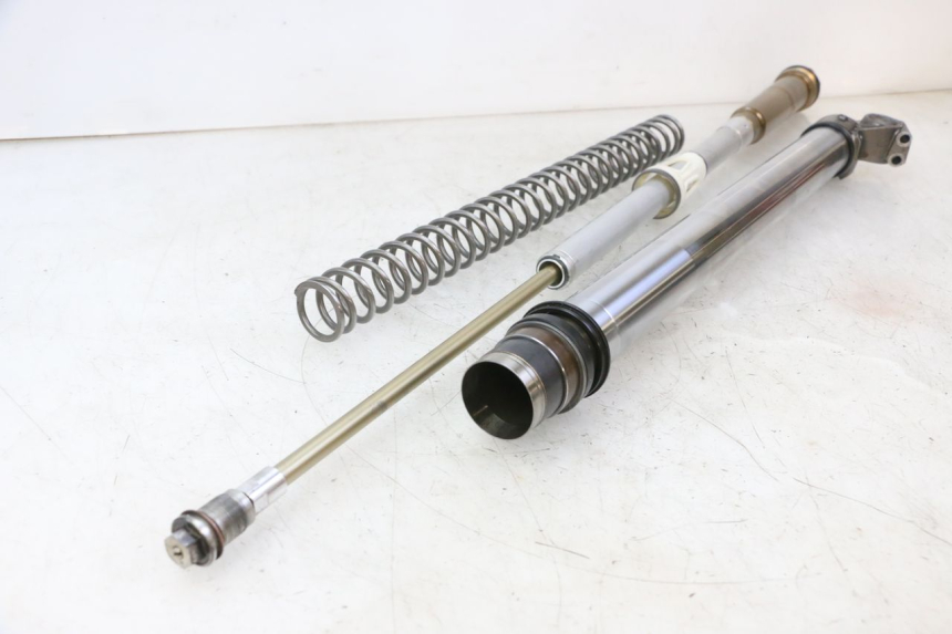 photo de FOURREAU FOURCHE DROIT YAMAHA YZF YZ-F 450 (2014 - 2016) - Marquages et références