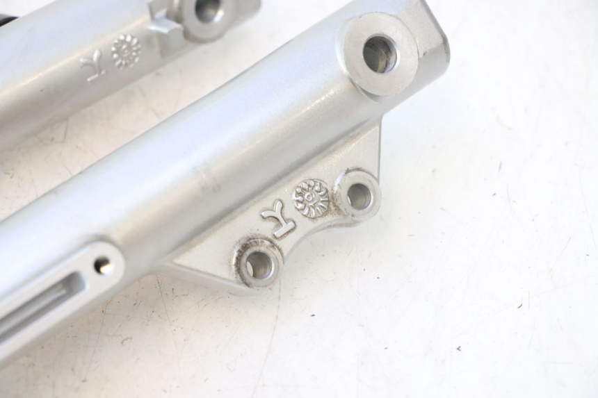 photo de FOURREAU FOURCHE ASKOLL ESPRO 1 - Autre angle de vue