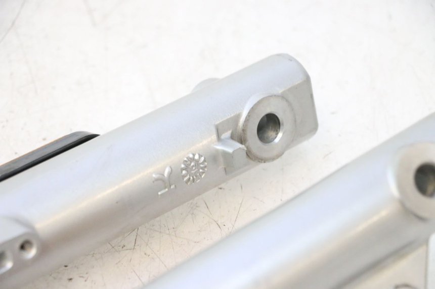 photo de FOURREAU FOURCHE ASKOLL ESPRO 1 - Gros plan technique