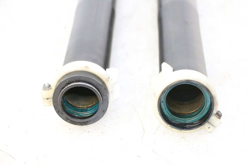 photo de FOURREAU FOURCHE APRILIA ETX 125 (1998 - 2002) - Zoom état d’usage