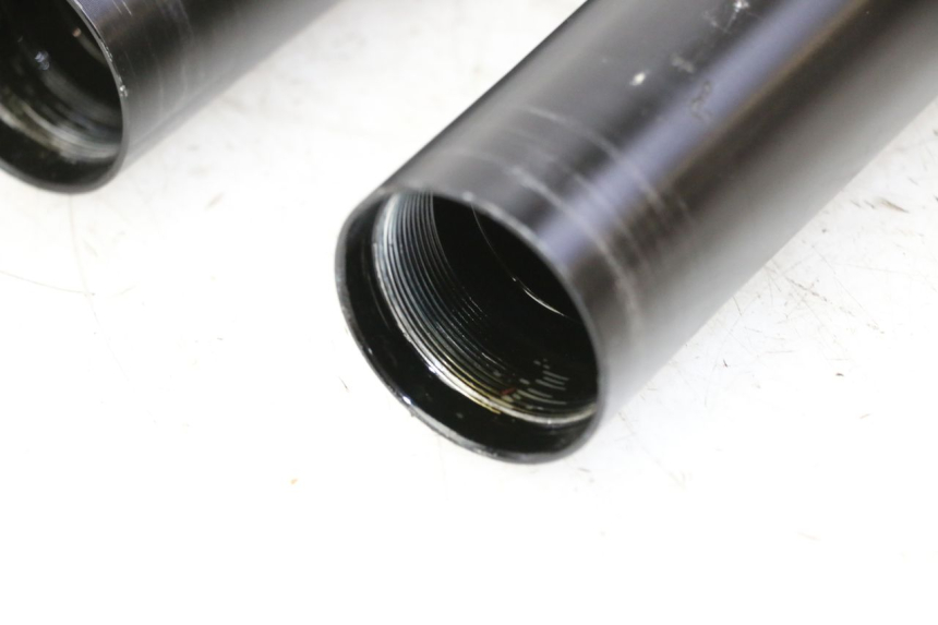 photo de FOURREAU FOURCHE APRILIA ETX 125 (1998 - 2002) - Autre angle de vue