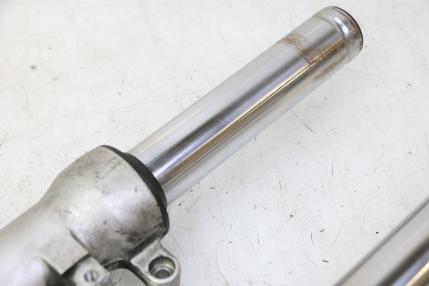 photo de FOURREAU FOURCHE HONDA FES S-WING SWING ABS 125 (2007 - 2015) - Vue produit