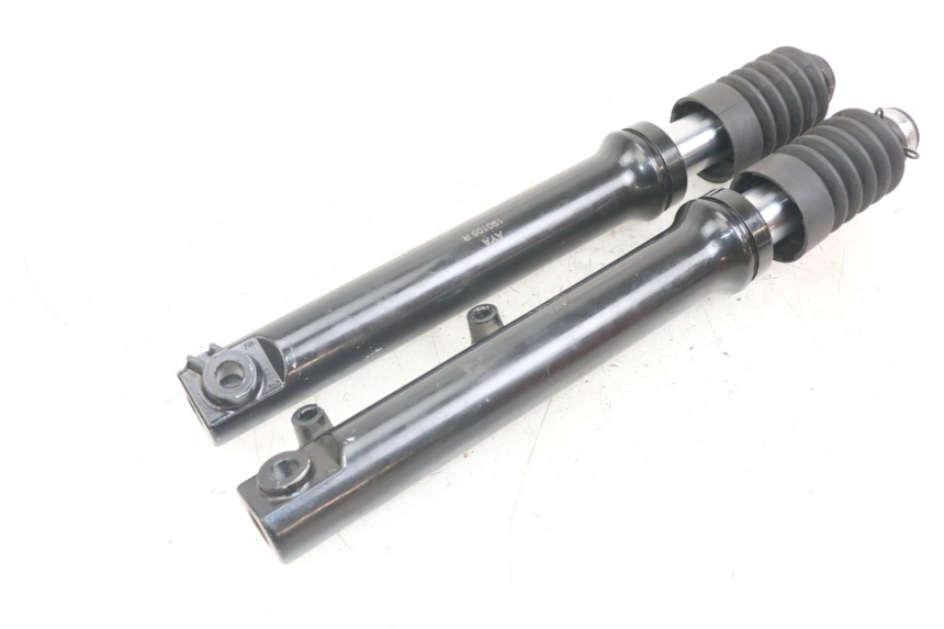 photo de FOURREAU FOURCHE SYM FIDDLE 3 III 125 (2014 - 2020) - Gros plan technique