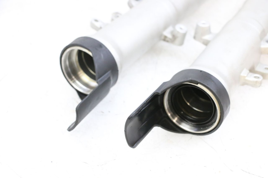 photo de FOURREAU FOURCHE YAMAHA FJR ABS 1300 (2006 - 2012) - État de surface