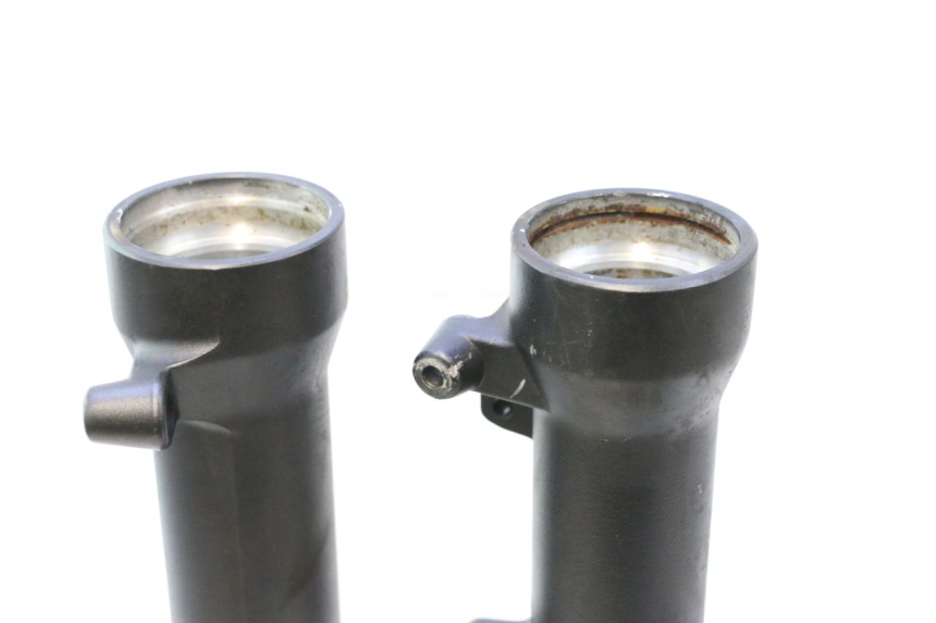 photo de FOURREAU FOURCHE HONDA FJS SILVER WING SILVERWING 400 (2005 - 2008) - Zoom état d’usage