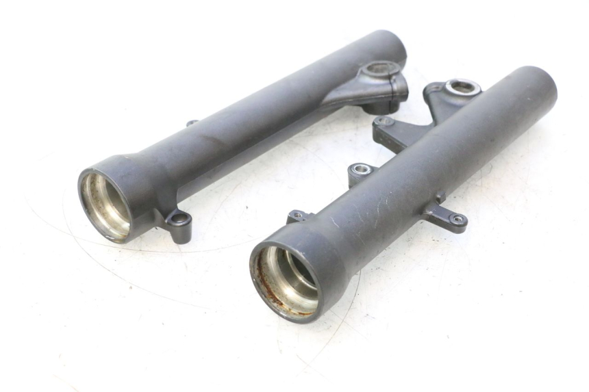 photo de FOURREAU FOURCHE HONDA FJS SILVER WING SILVERWING 400 (2005 - 2008) - Gros plan technique