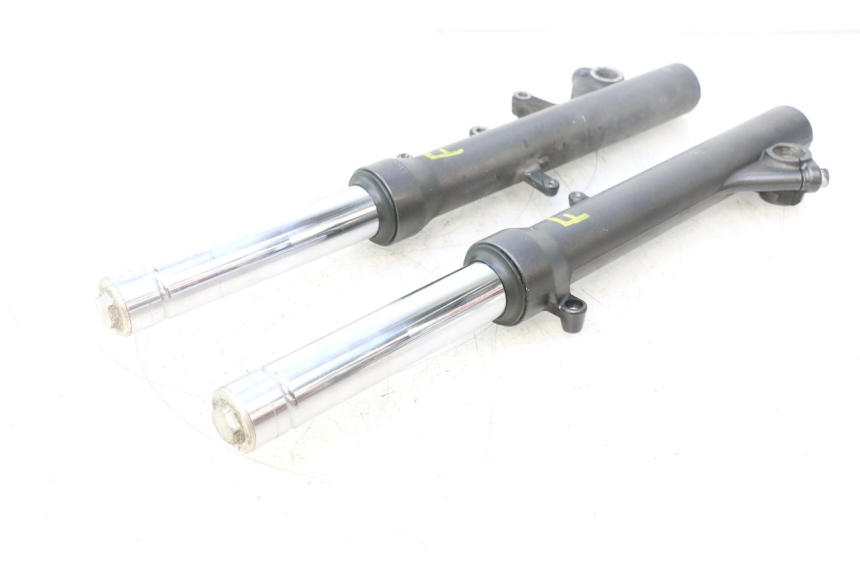 photo de FOURREAU FOURCHE HONDA FJS SILVER WING SILVERWING 400 (2005 - 2008) - Vue principale