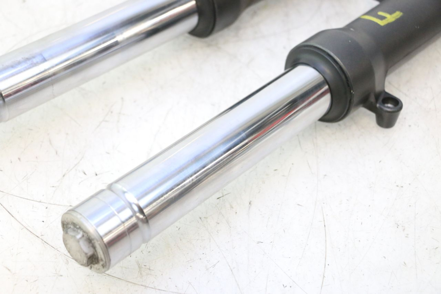 photo de FOURREAU FOURCHE HONDA FJS SILVER WING SILVERWING 400 (2005 - 2008) - Inspection visuelle