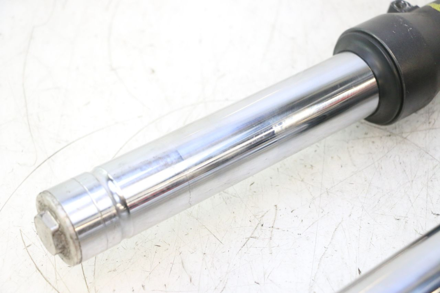 photo de FOURREAU FOURCHE HONDA FJS SILVER WING SILVERWING 400 (2005 - 2008) - Focus structure