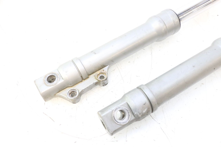 photo de FOURREAU FOURCHE PIAGGIO FLY 2T 50 (2004 - 2017) - Détail de la pièce