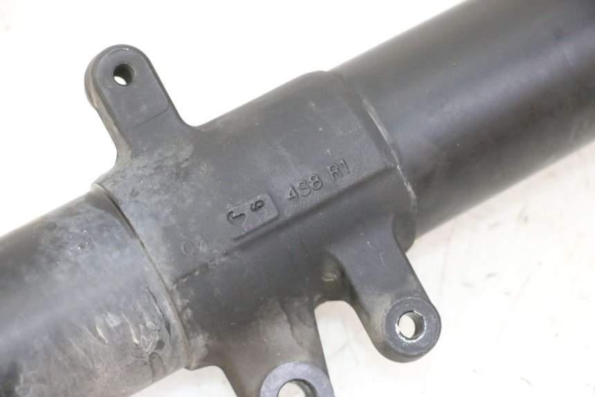 photo de FOURREAU FOURCHE YAMAHA FZ6 FAZER S2 600 (2007 - 2011) - Autre angle de vue