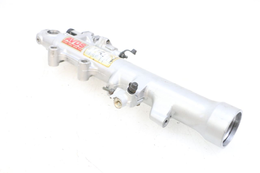 photo de FOURREAU FOURCHE GAUCHE KAWASAKI GPZ RX 1000 (1986 - 1988) - Points de fixation