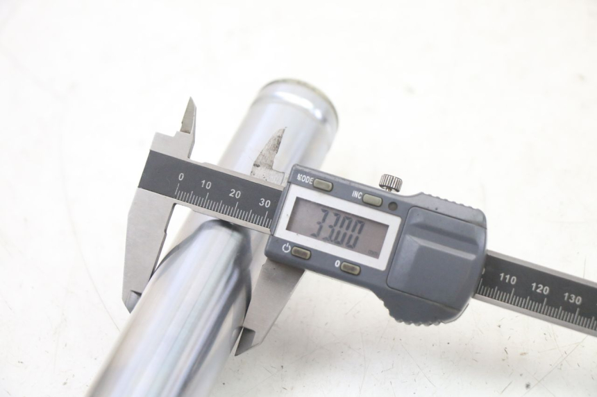 photo de FOURREAU FOURCHE GAUCHE KYMCO GRAND DINK 125 (2008 - 2014) - Détails caractéristiques