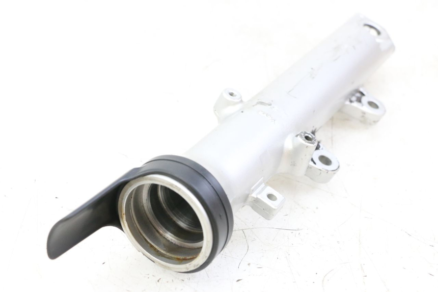 photo de FOURREAU FOURCHE GAUCHE YAMAHA FZS FAZER 600 (2001 - 2003) - Gros plan technique