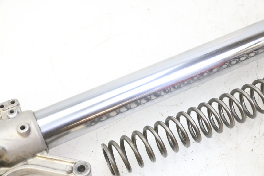 photo de FOURREAU FOURCHE GAUCHE YAMAHA YZ 125 (1998 - 2005) - Vue produit