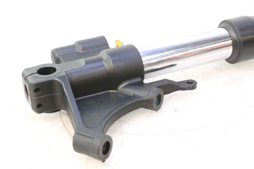 photo de FOURREAU FOURCHE GAUCHE YAMAHA YZF R6 600 (2008 - 2009) - Vue d’ensemble
