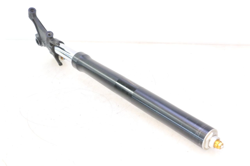 photo de FOURREAU FOURCHE GAUCHE YAMAHA YZF R6 600 (2008 - 2009) - Points de fixation