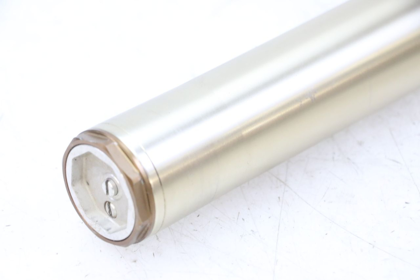 photo de FOURREAU FOURCHE GAUCHE YAMAHA YZF YZ-F 450 (2014 - 2016) - Inspection visuelle