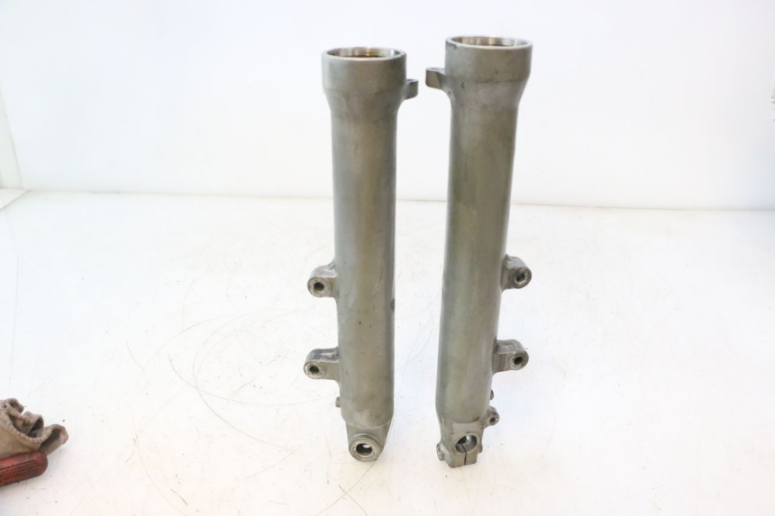 photo de FOURREAU FOURCHE SUZUKI GSX F GSXF 750 (1988 - 1998) - Autre angle de vue
