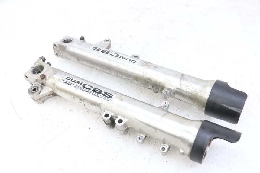 photo de FOURREAU FOURCHE HONDA CBR F 1000 (1993 - 1996) - Vue principale