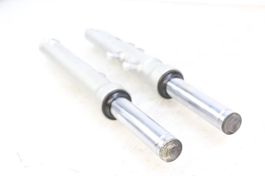 photo de FOURREAU FOURCHE HONDA NES AROBASE 125 (2000 - 2003) - Autre angle de vue