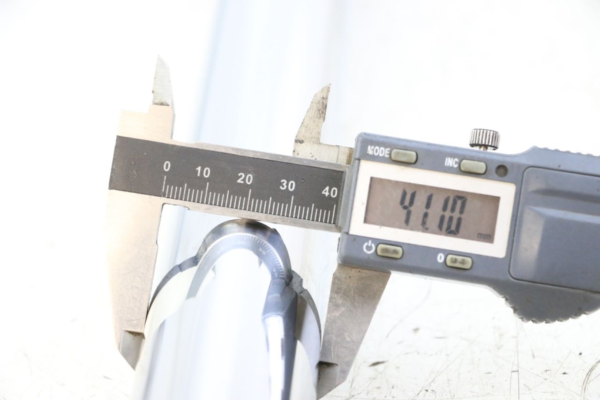 photo de FOURREAU FOURCHE HONDA VT C2 SHADOW 750 (1997 - 2001) - Détail de la pièce