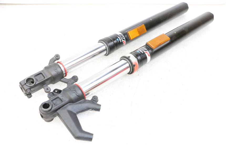 photo de FOURREAU FOURCHE HUSQVARNA SVARTPILEN 401 (2018 - 2023) - Vue principale