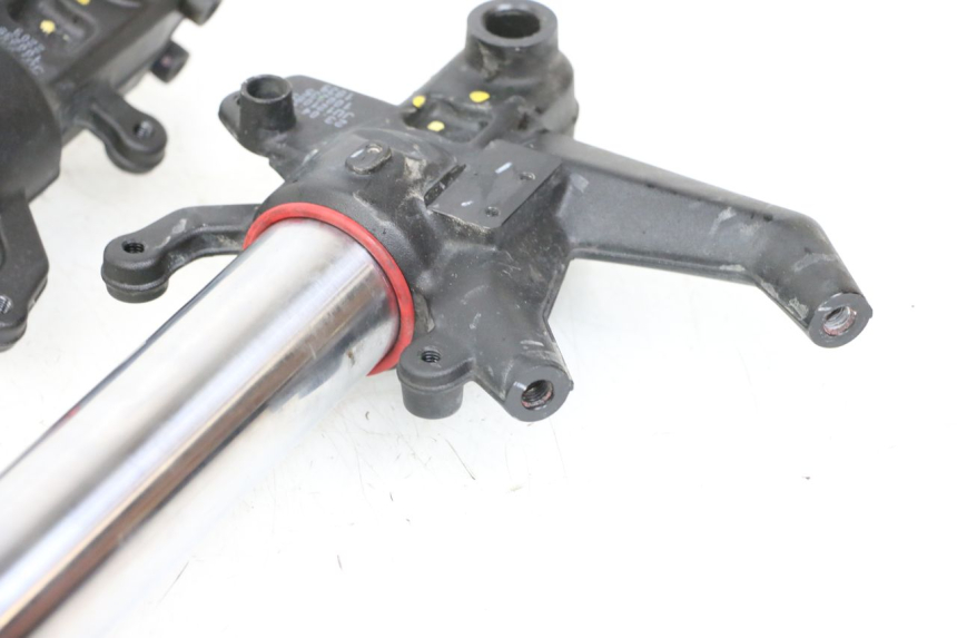 photo de FOURREAU FOURCHE HUSQVARNA SVARTPILEN 401 (2018 - 2023) - Vue d’ensemble