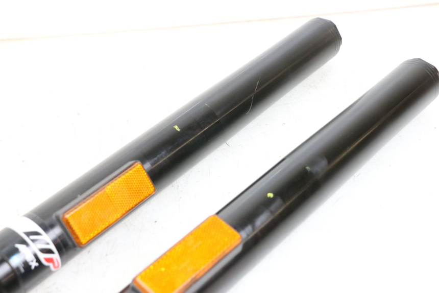 photo de FOURREAU FOURCHE HUSQVARNA SVARTPILEN 401 (2018 - 2023) - Pièce contrôlée