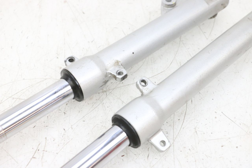 photo de FOURREAU FOURCHE PEUGEOT KISBEE 4T 50 (2018 - 2022) - Marquages et références