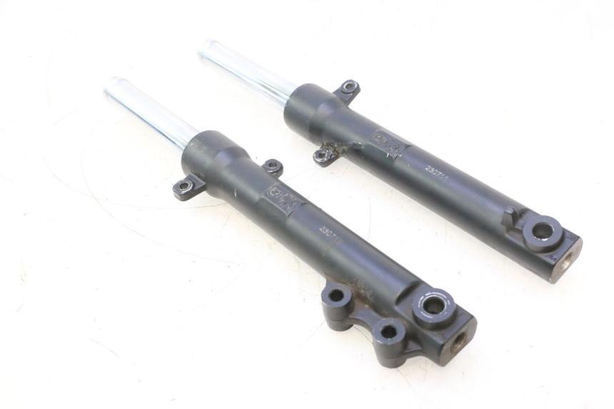 photo de FOURREAU FOURCHE PEUGEOT KISBEE 4T 50 (2023 - 2026) - Zoom état d’usage