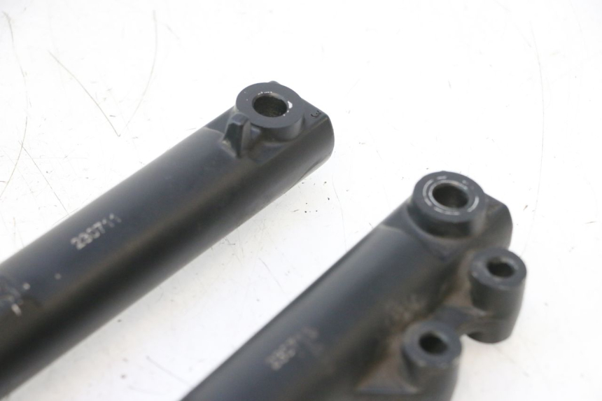 photo de FOURREAU FOURCHE PEUGEOT KISBEE 4T 50 (2023 - 2026) - Marquages et références