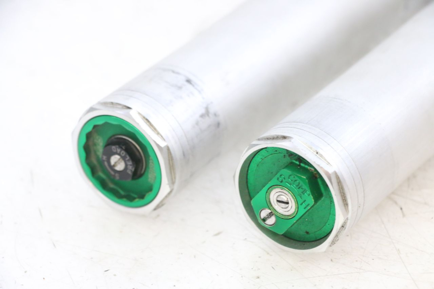 photo de FOURREAU FOURCHE KAWASAKI KXF KX-F 250 (2017 - 2019) - Détails caractéristiques