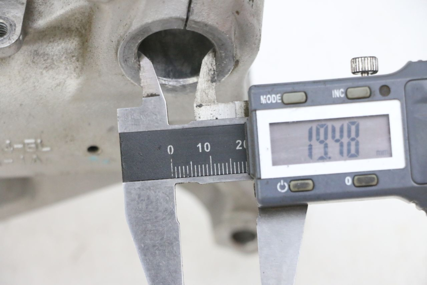 photo de FOURREAU FOURCHE KAWASAKI KXF KX-F 250 (2017 - 2019) - Gros plan technique