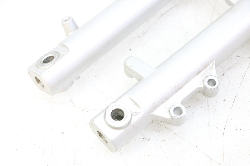 photo de FOURREAU FOURCHE LONGJIA SHARPY 125 (2020 - 2024) - Détails caractéristiques