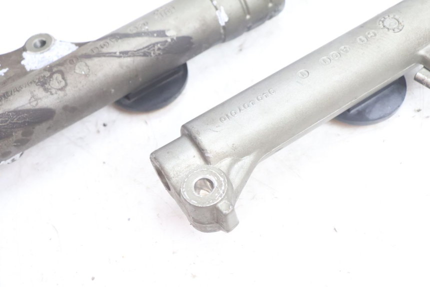 photo de FOURREAU FOURCHE YAMAHA NEO'S NEOS 2T 50 (1998 - 2007) - Inspection visuelle