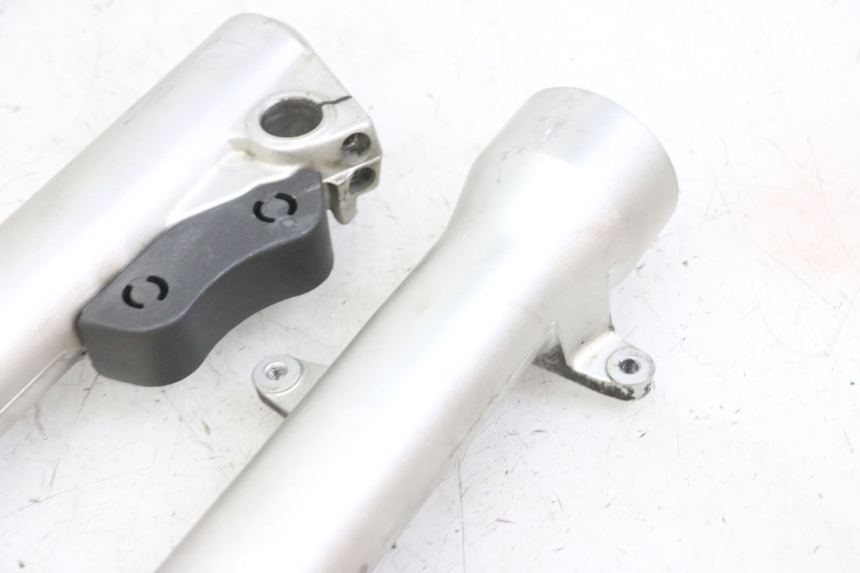 photo de FOURREAU FOURCHE GILERA NEXUS 125 (2009 - 2013) - État de surface