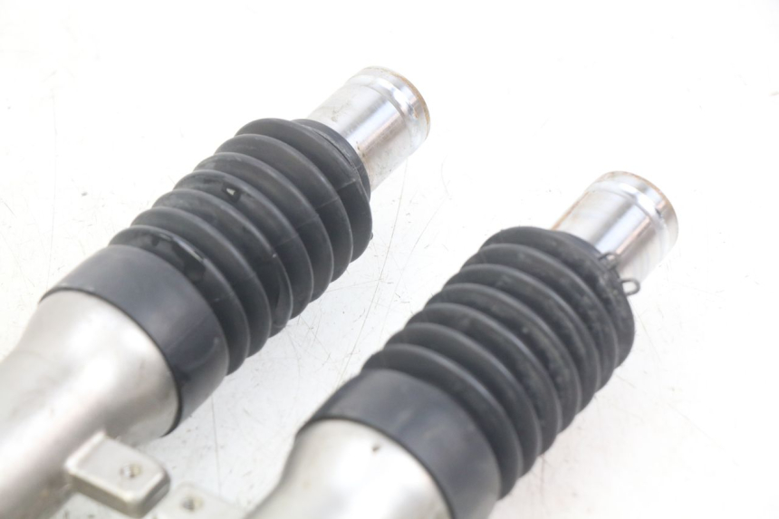 photo de FOURREAU FOURCHE SYM ORBIT 2 4T 50 (2008 - 2017) - Pièce contrôlée