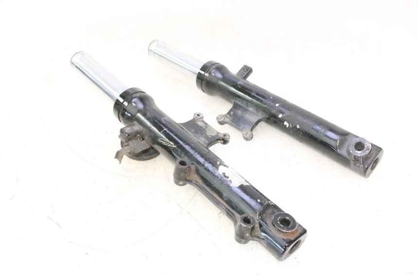 photo de FOURREAU FOURCHE SYM ORBIT 2 4T 50 (2008 - 2017) - Gros plan technique
