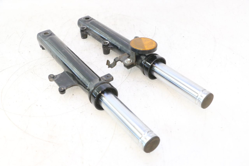 photo de FOURREAU FOURCHE SYM ORBIT 2 4T 50 (2008 - 2017) - Marquages et références