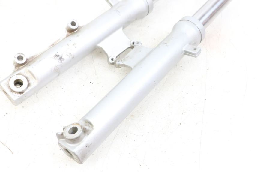 photo de Fork tube SYM ORBIT 50 (2008 - 2010) - Zoom état d’usage