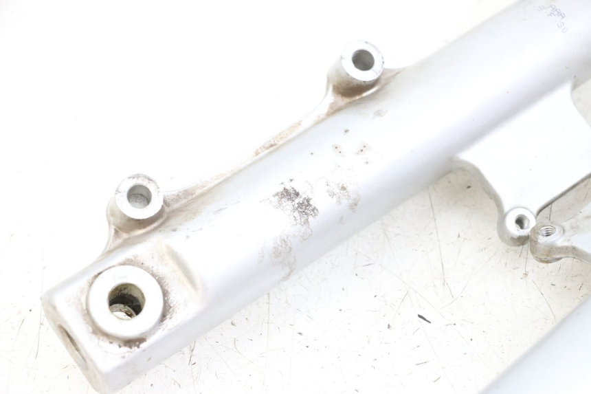 photo de Fork tube SYM ORBIT 50 (2008 - 2010) - Autre angle de vue