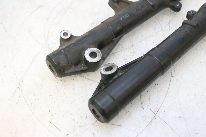 photo de FOURREAU FOURCHE HONDA PCX (JF57/JF64) 125 (2014 - 2018) - Points de fixation